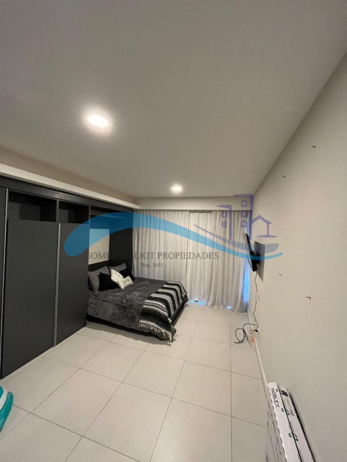 Depto 1 ambiente a estrenar con balcon saliente
